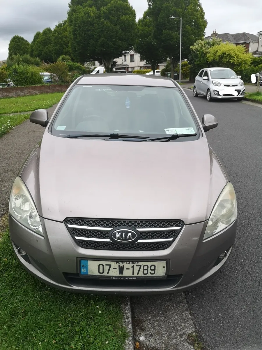 Kia Ceed 2007 1.4 petrol - Image 1