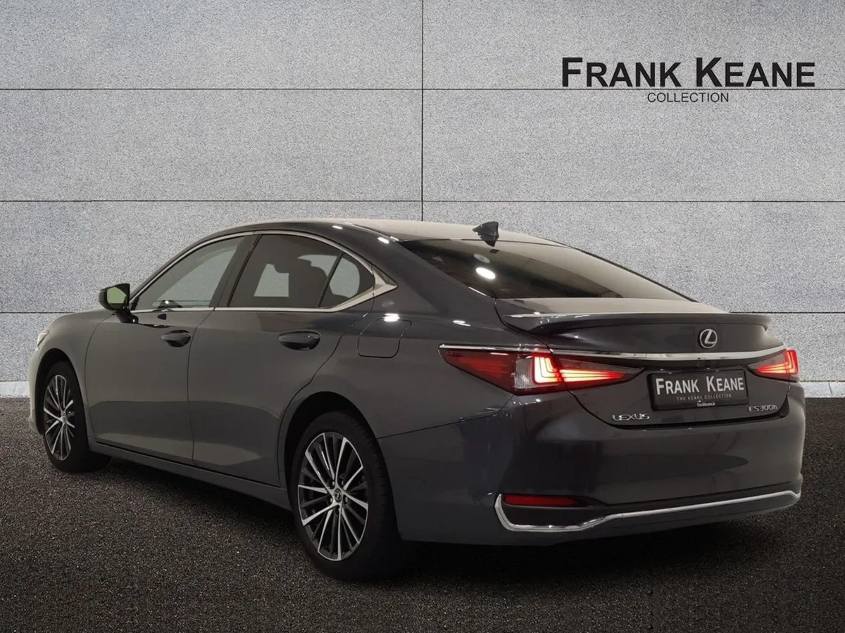 Lexus ES Es300h Es 300h 2.5 Es Cvt 4dr Auto - Image 3