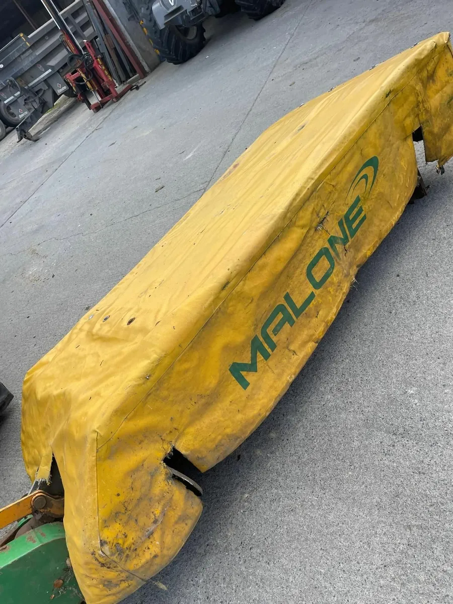 Malone Topper - Image 1