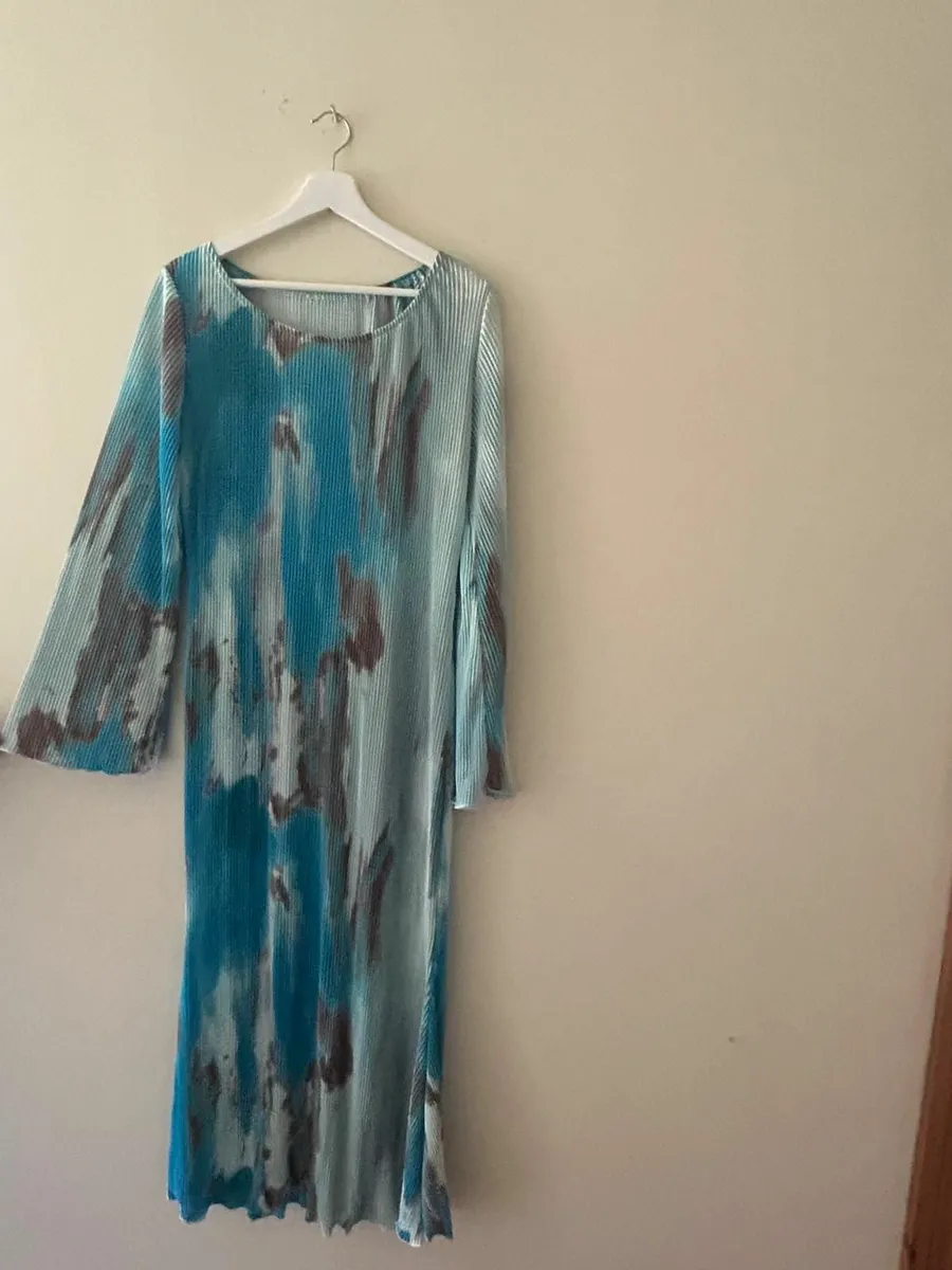 Dresses - Image 2