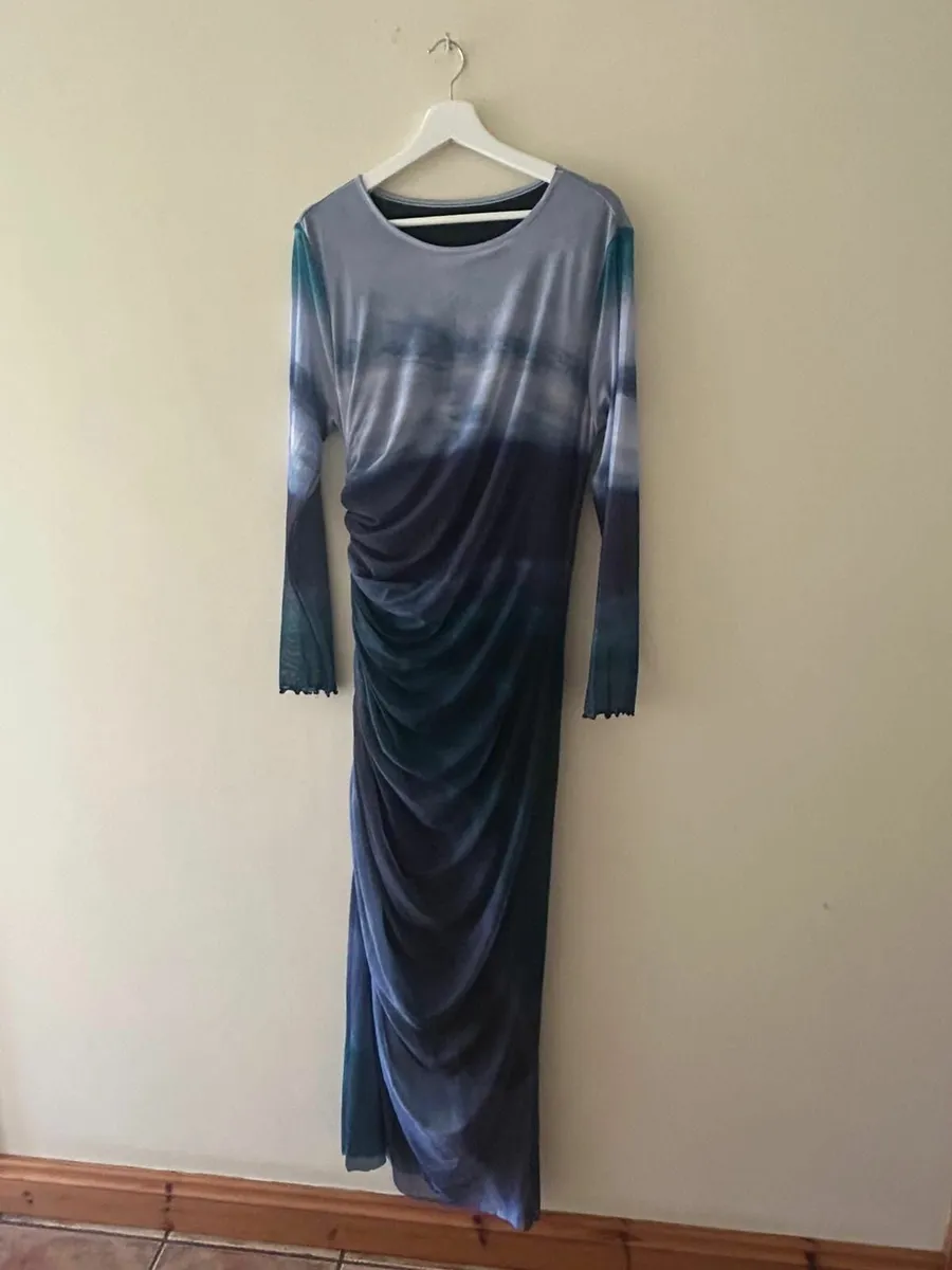 Dresses - Image 4