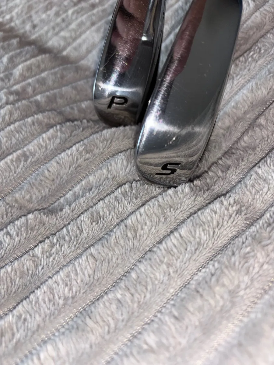Cobra FLY XL Iron Set (5-SW) - Image 2