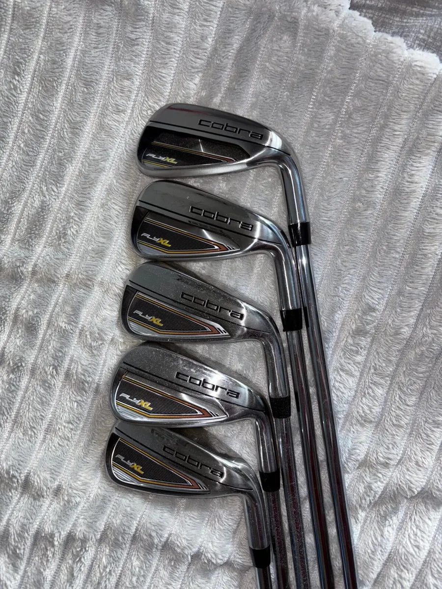 Cobra FLY XL Iron Set (5-SW) - Image 1