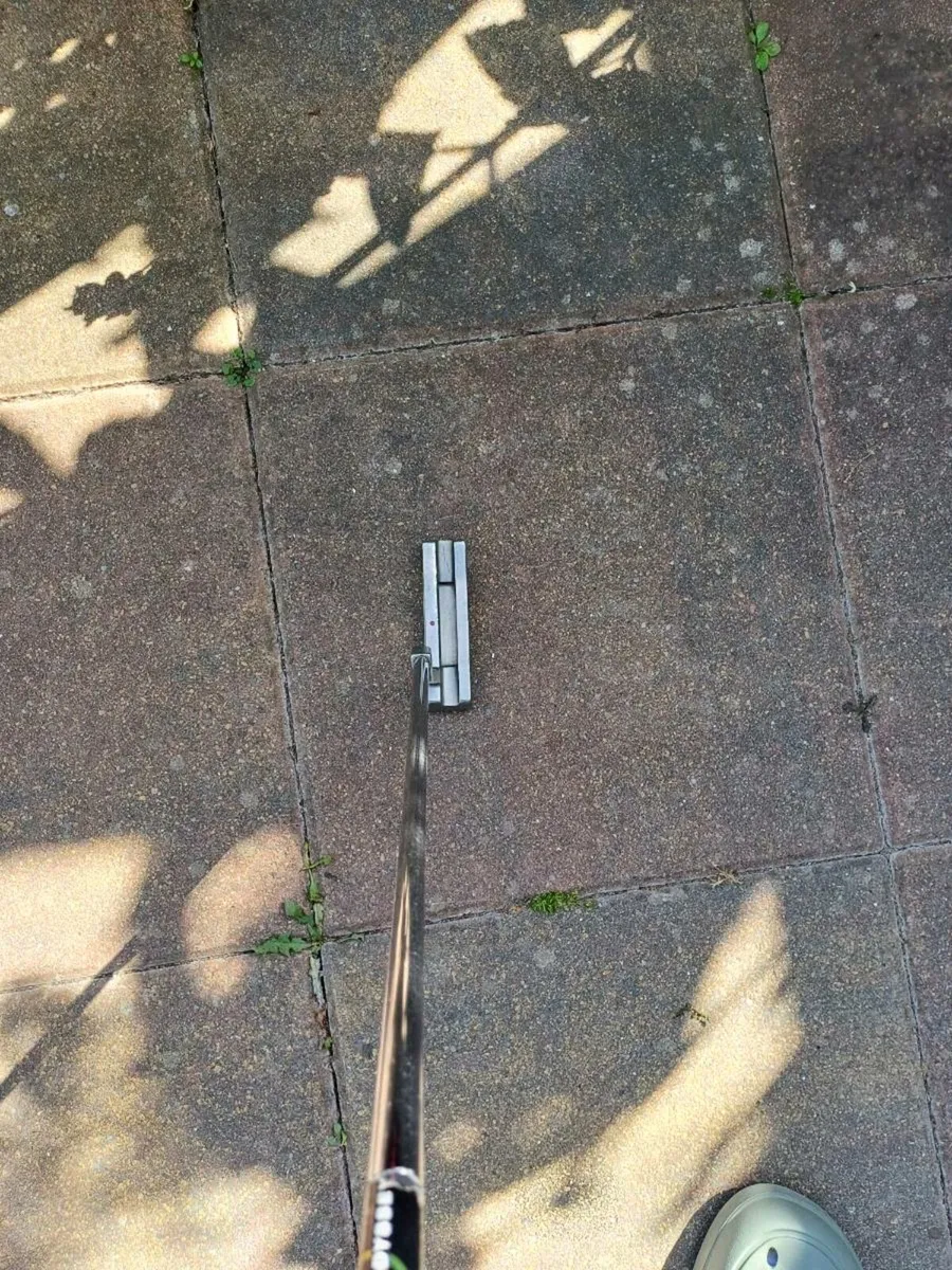 Odyssey white hot putter right handed - Image 3