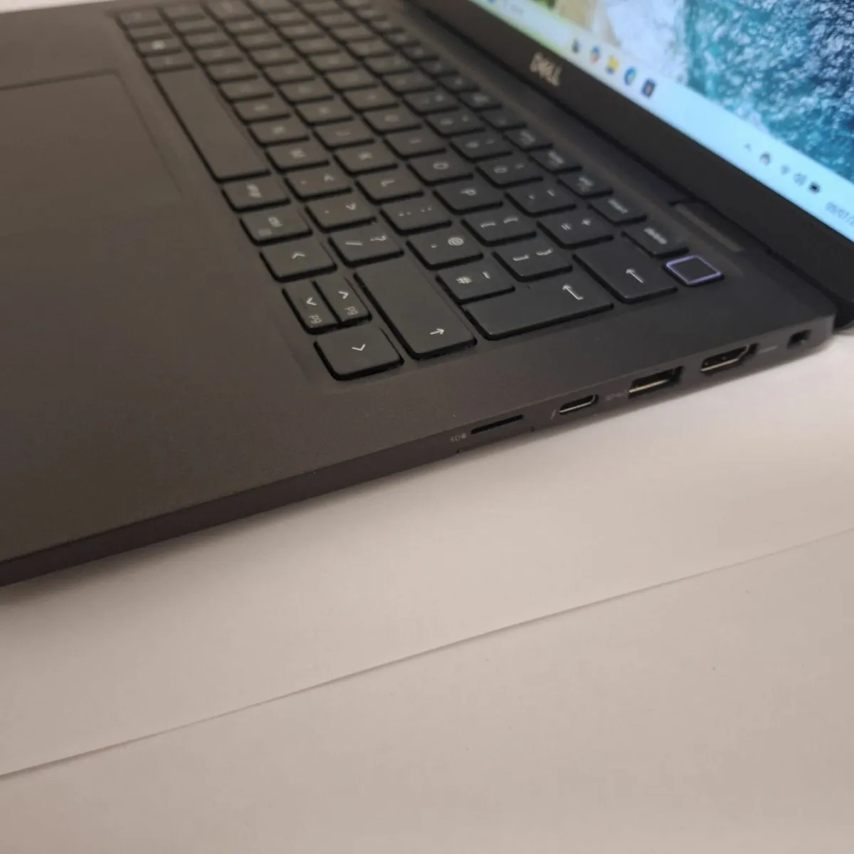 Dell Latitude 7320 | i5-1135G7 | 8GB RAM | - Image 4