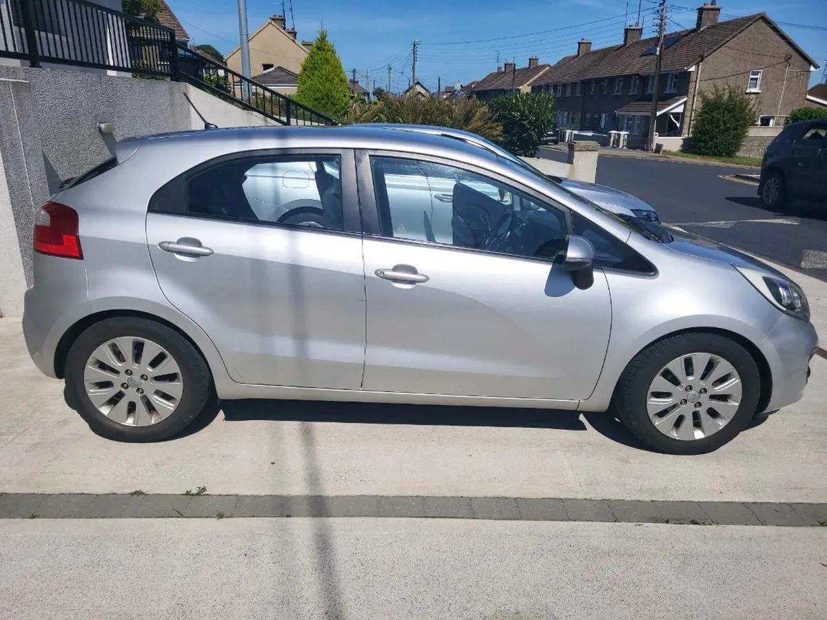 Kia Rio 2012 - Image 2