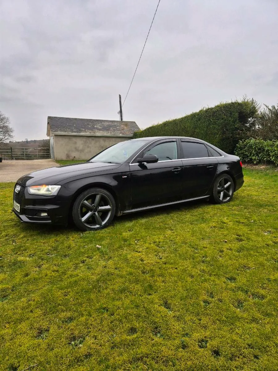 Audi A4 Sline Black edition - Image 4