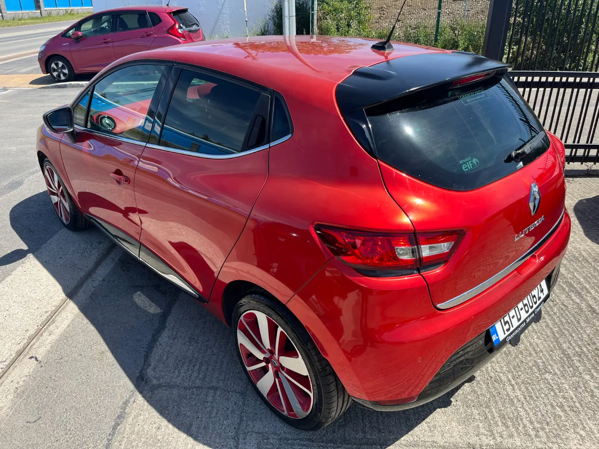 Renault Clio 2015, 1.2 5DR AUTO LOW KMS - Image 4