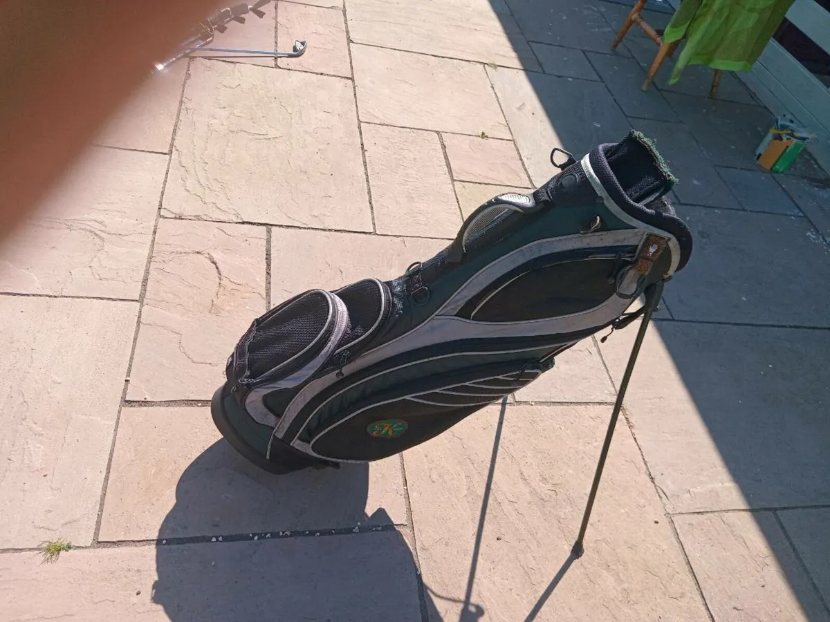 Limited edition k club golf bag - Image 1