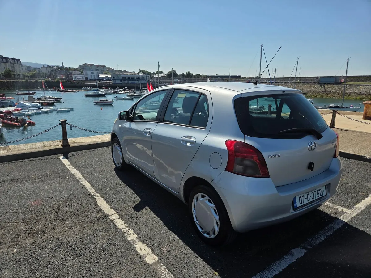 Toyota Yaris 2007 - Image 2