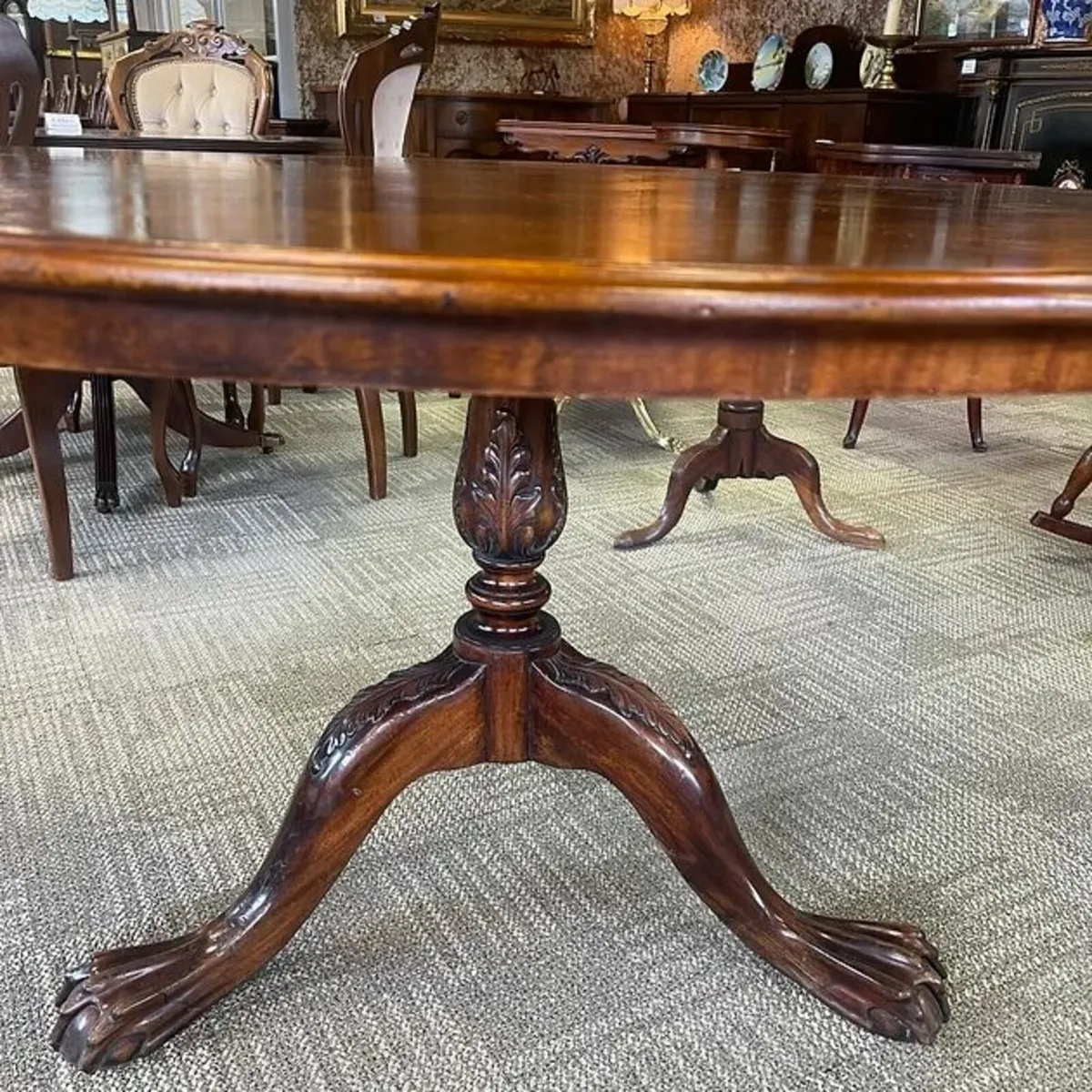 Victorian quality inlaid walnut round centre hall - Image 4
