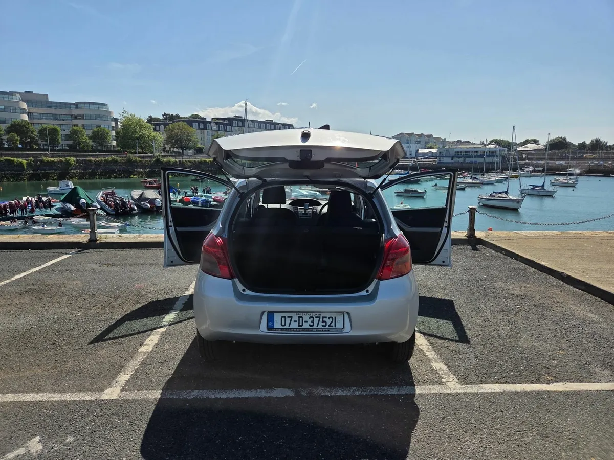 Toyota Yaris 2007 - Image 4