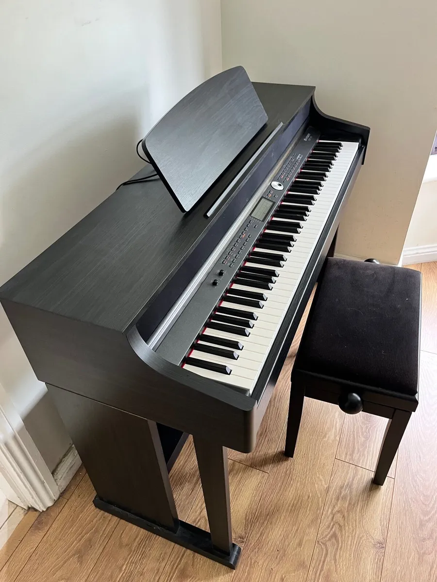Digital Piano with bench / stool - Image 2