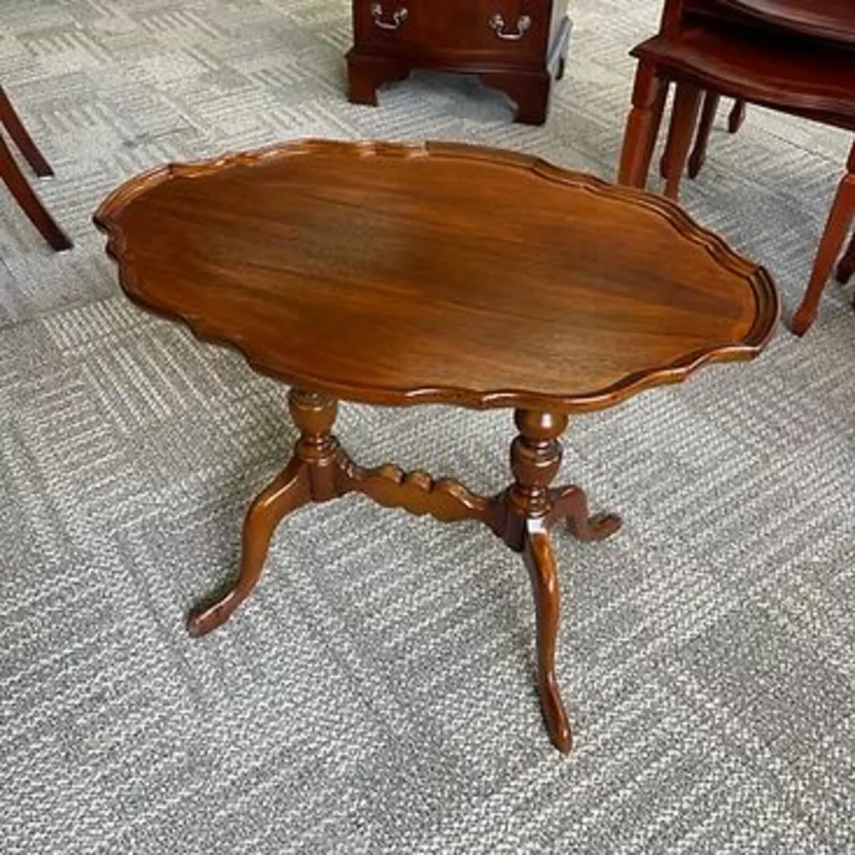 Beautiful mahogany flamed oval ripple edge shaped