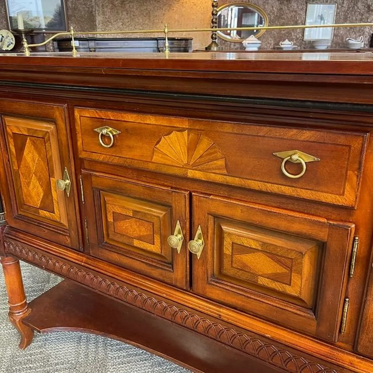 Stunning inlaid rosewood sideboard with brass gall - Image 3