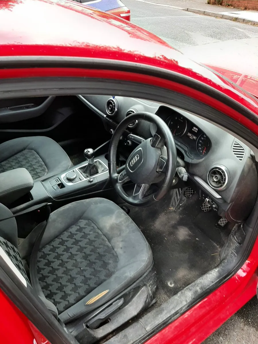 2014 Audi a3 - Image 3