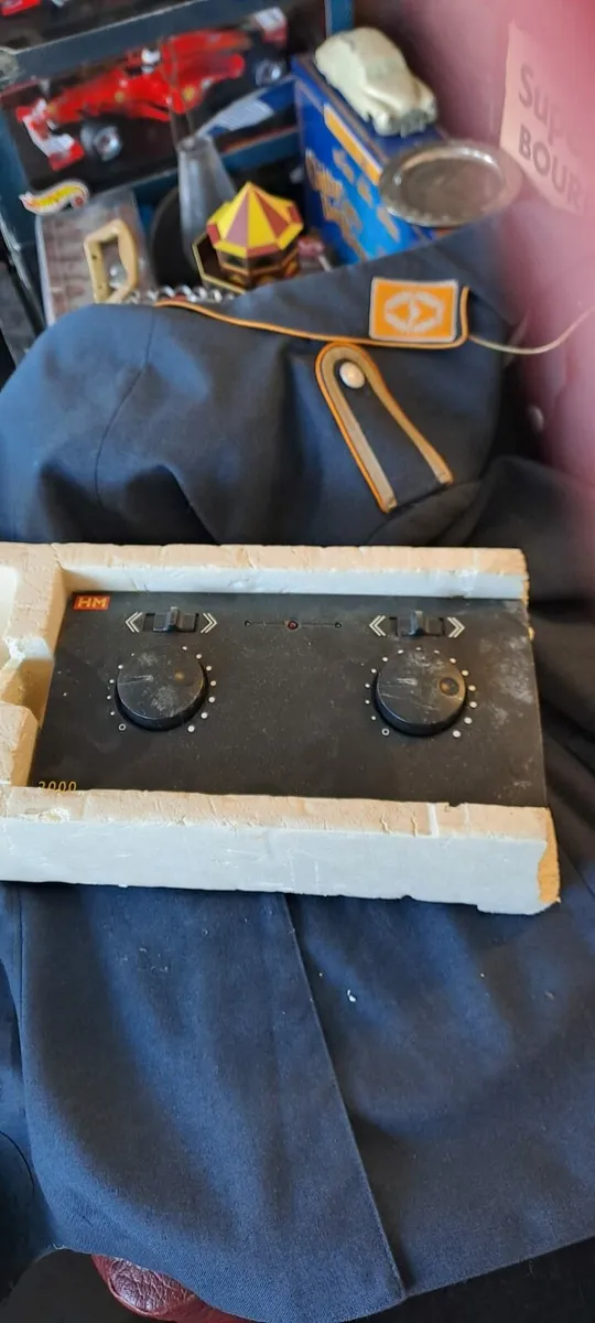 Hornby OO Gauge Dual Controller - Image 2