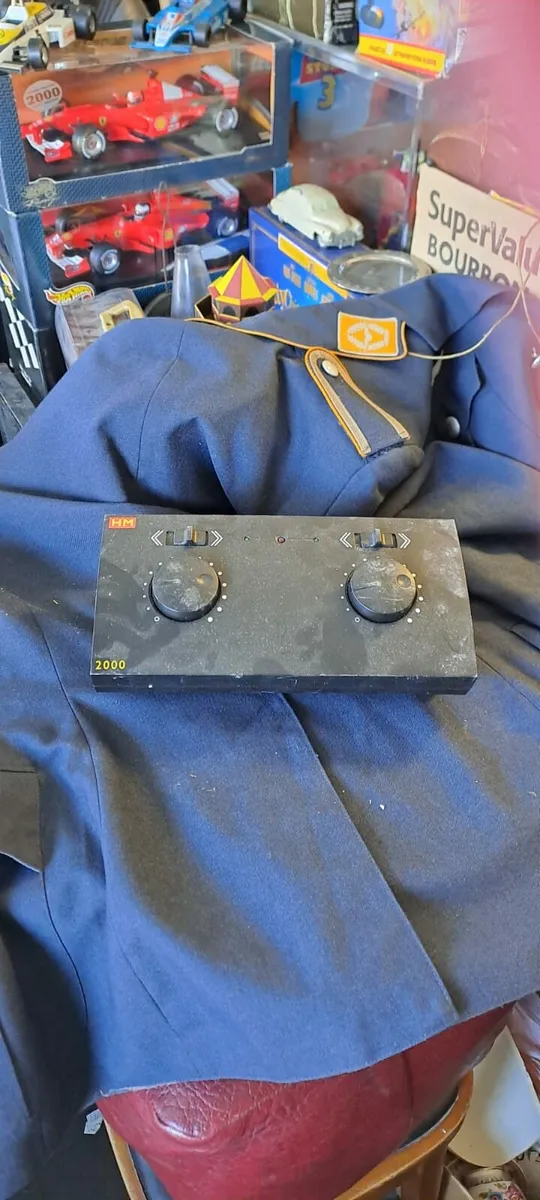 Hornby OO Gauge Dual Controller - Image 4