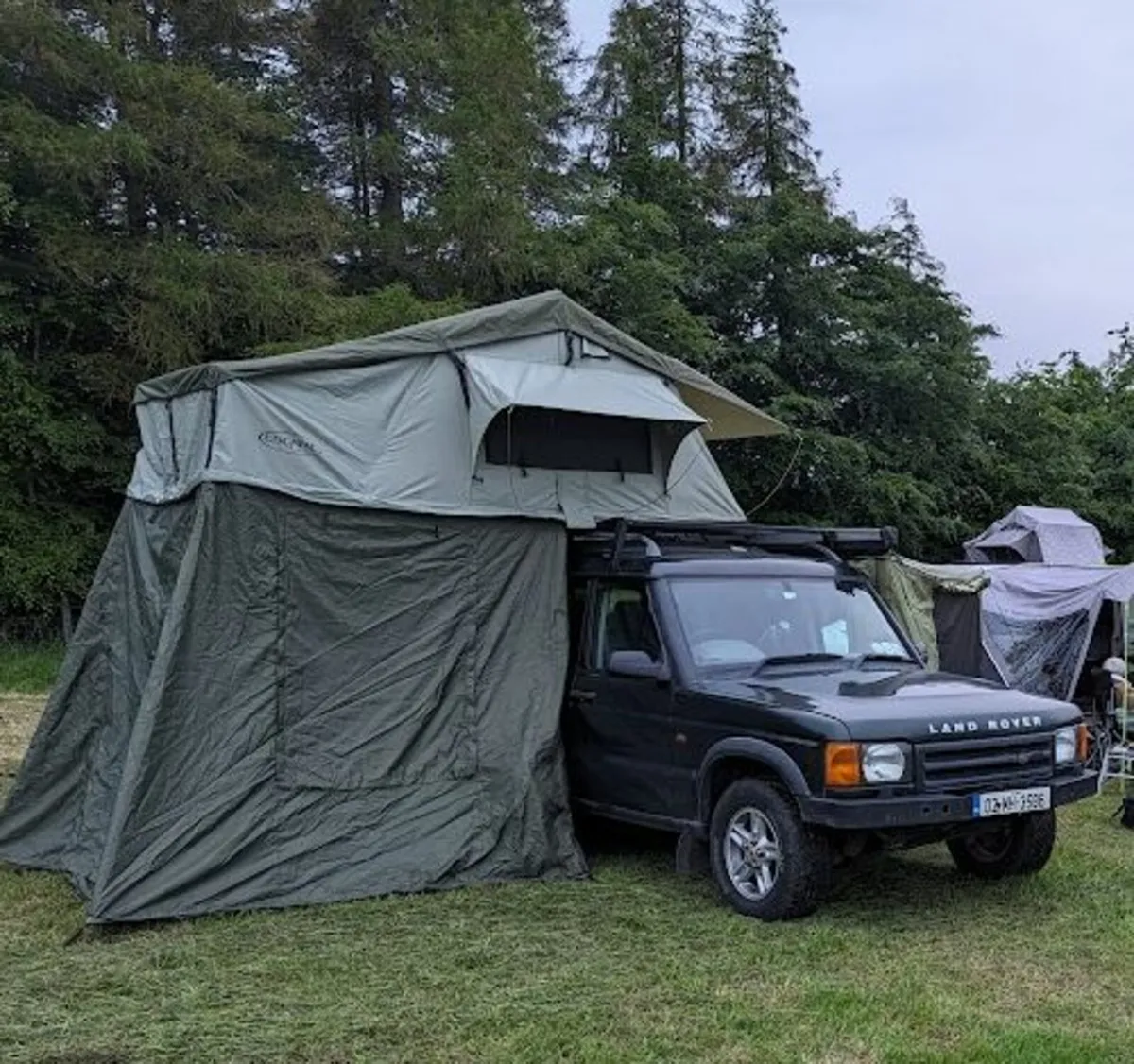 Land Rover Discovery 2002 - Image 2