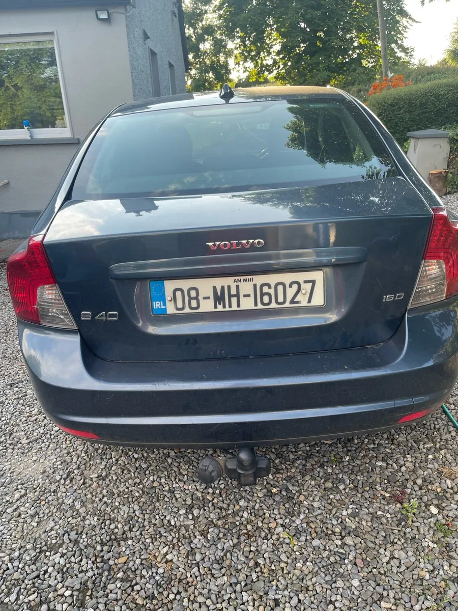 Volvo saloon 1.6 diesel - Image 3