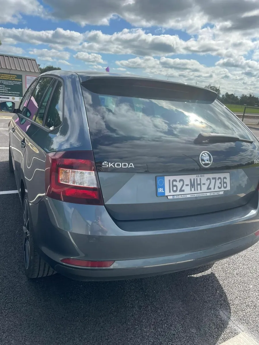 Skoda Rapid 2016 High Spec Sports Trim - Image 3
