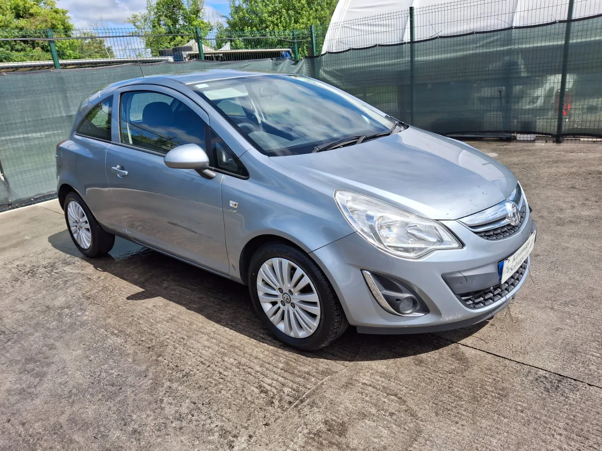 132 Opel Corsa 1.2 Petrol - Image 1