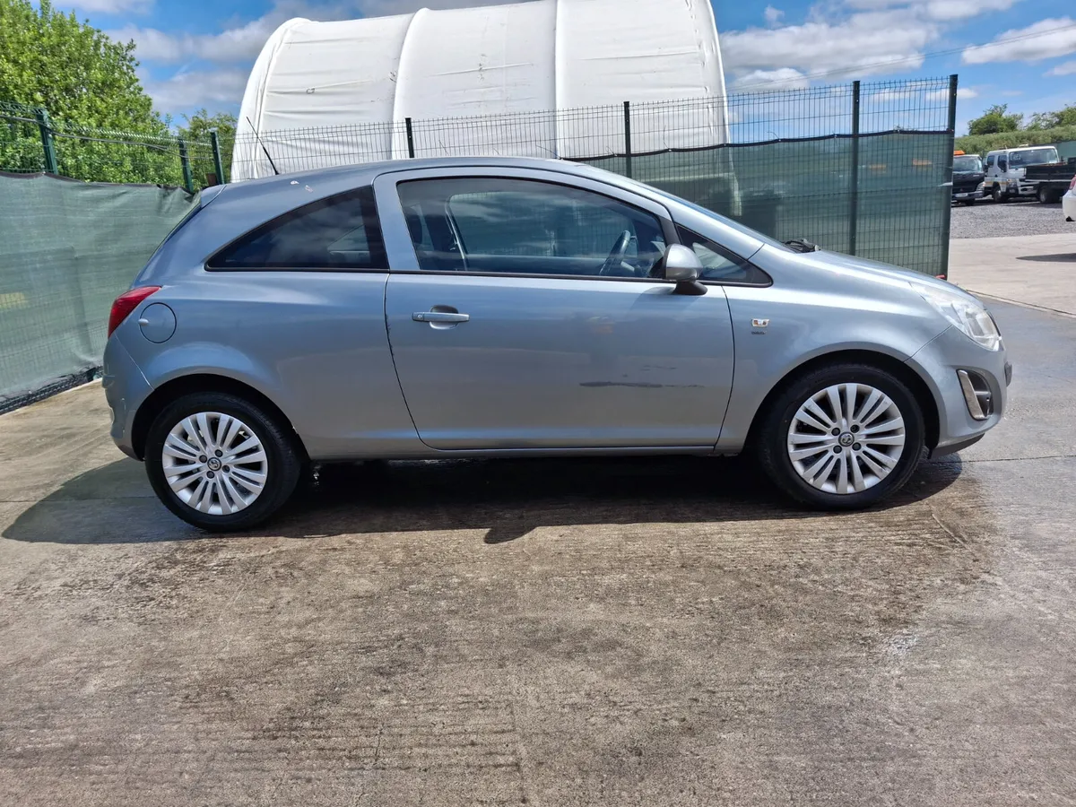 132 Opel Corsa 1.2 Petrol - Image 2