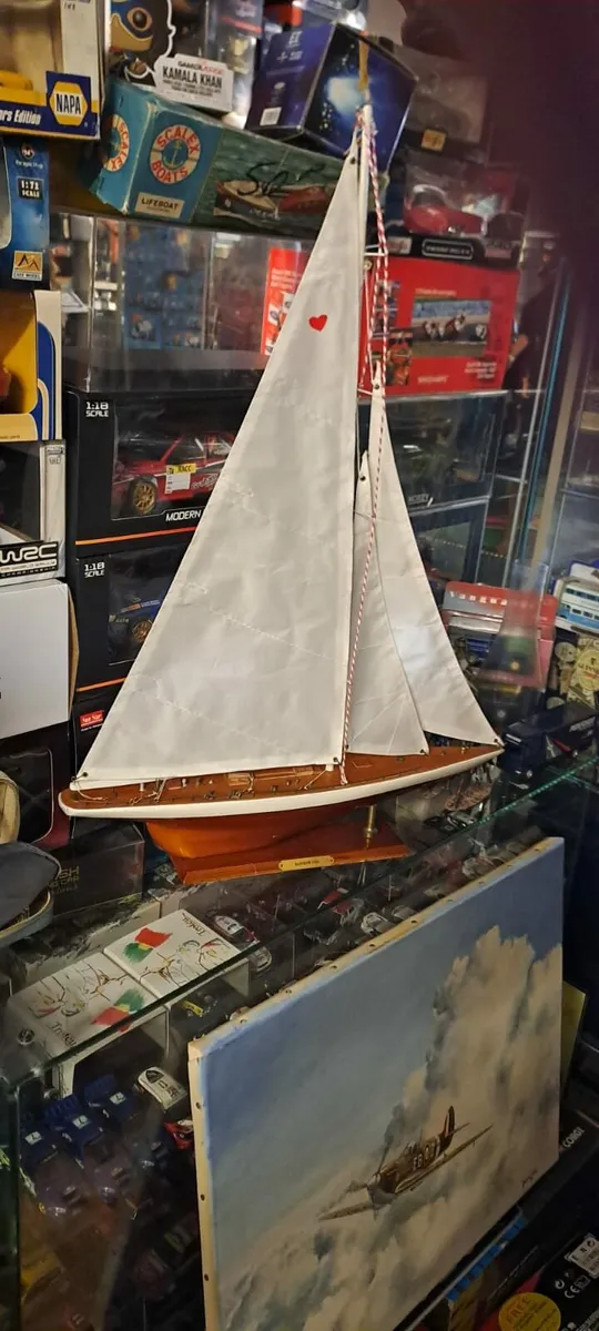 Vintage Looking Model Yacht on Stand - Image 2