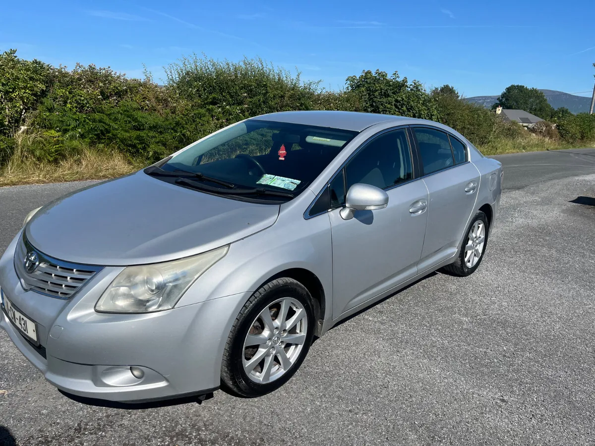 Toyota Avensis 2011 - Image 3