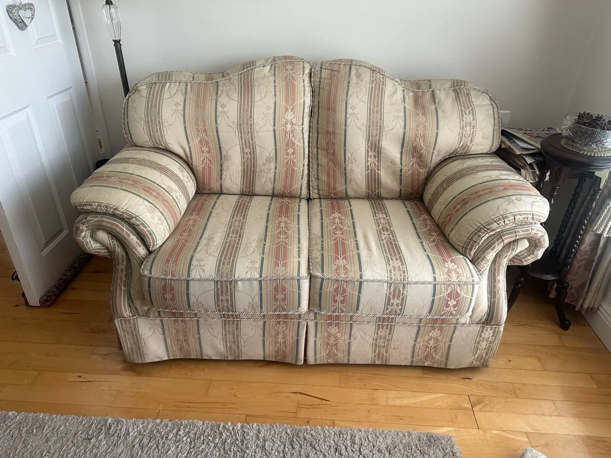 Settee - Image 1