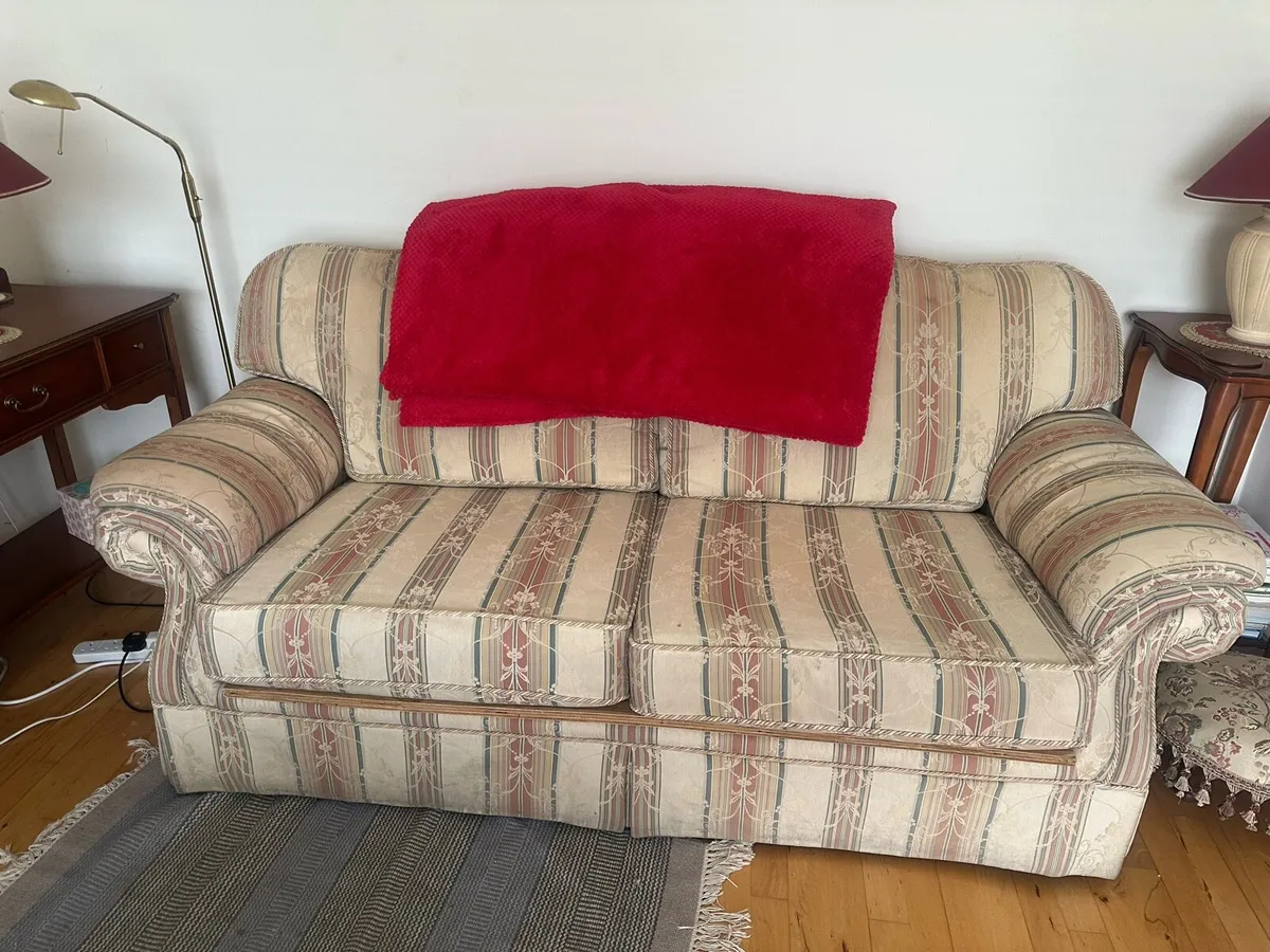 Settee - Image 2