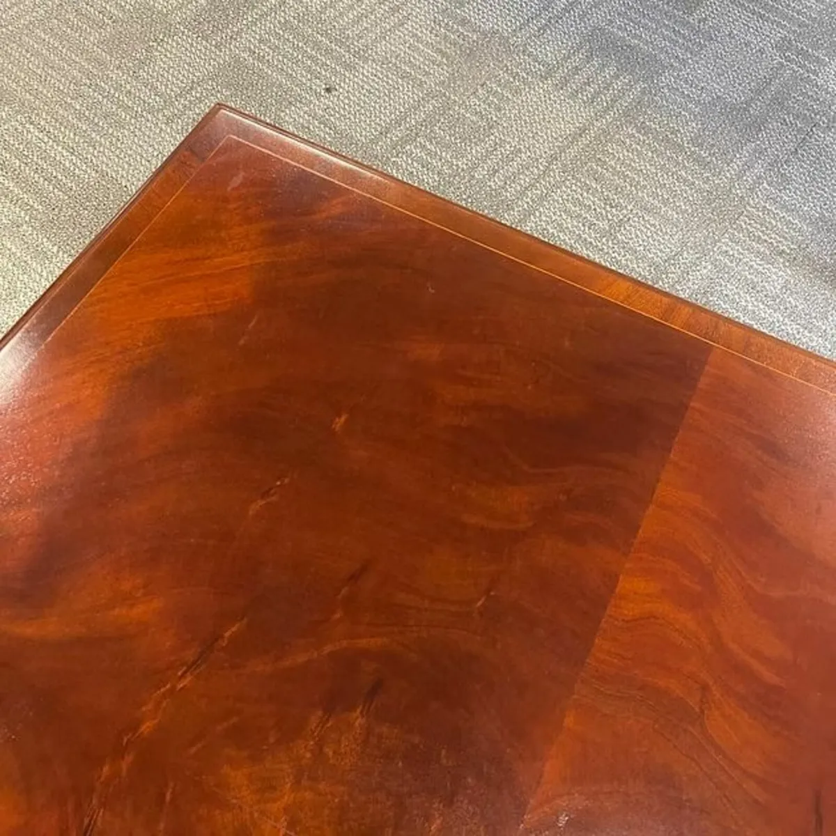Fabulous mahogany coffee table - Image 3
