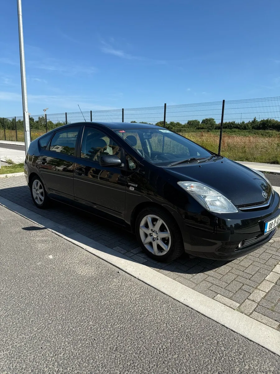 Toyota Prius 1.5 Hybrid Nct 6/26 Tax 7/25 - Image 1