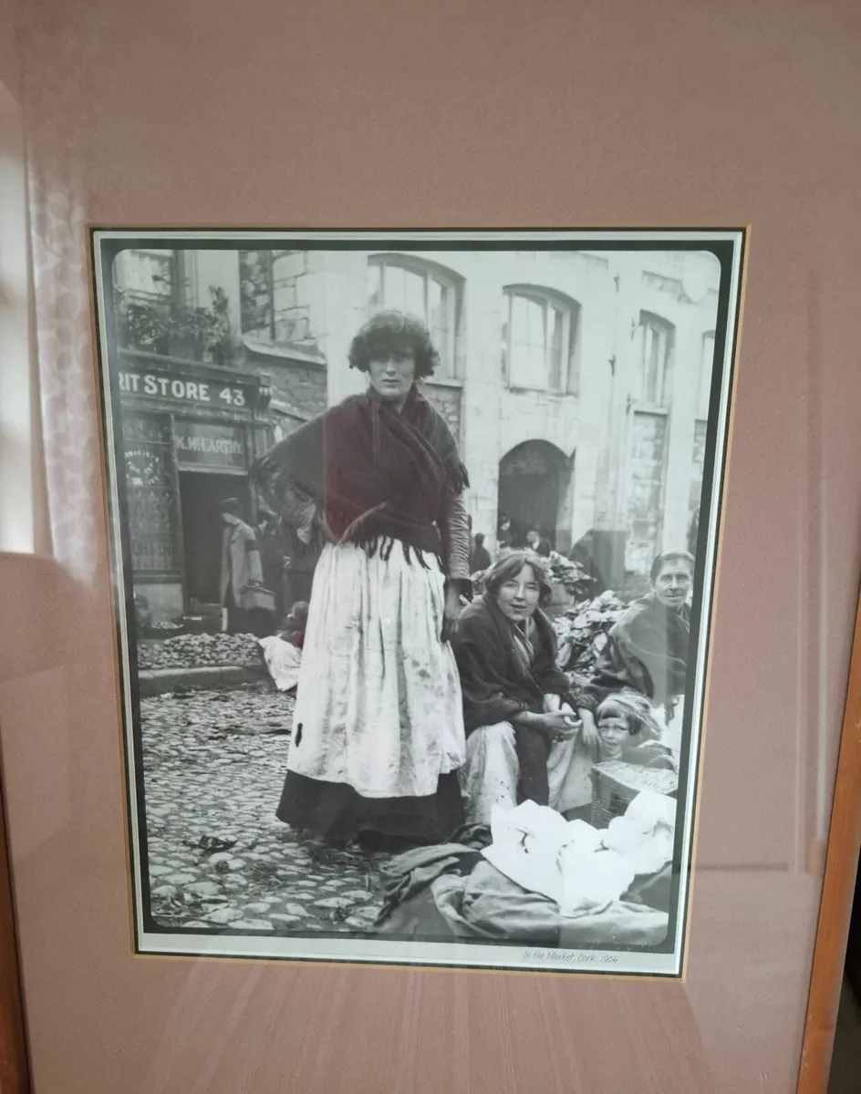 Old Photographs - Image 3