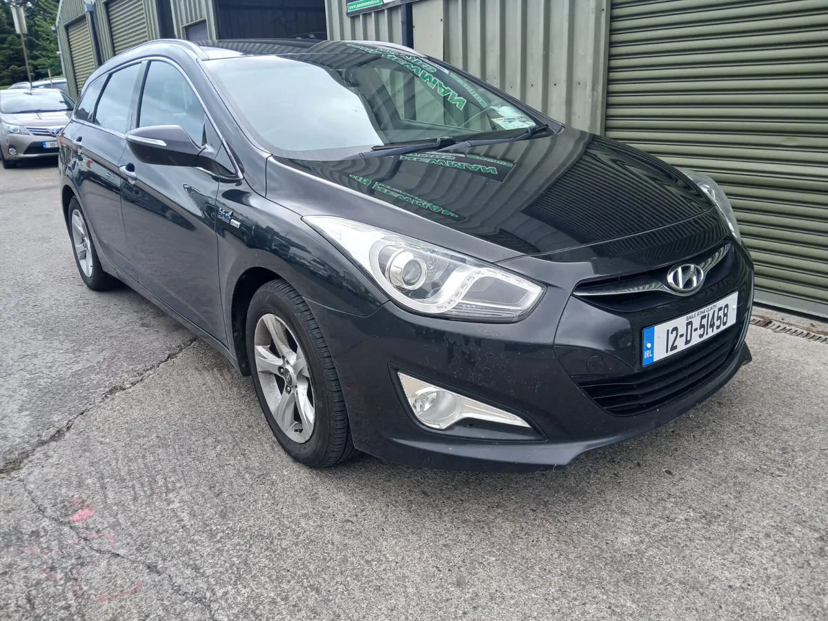 Hyundai i40 diesel estate 2012 - Image 2