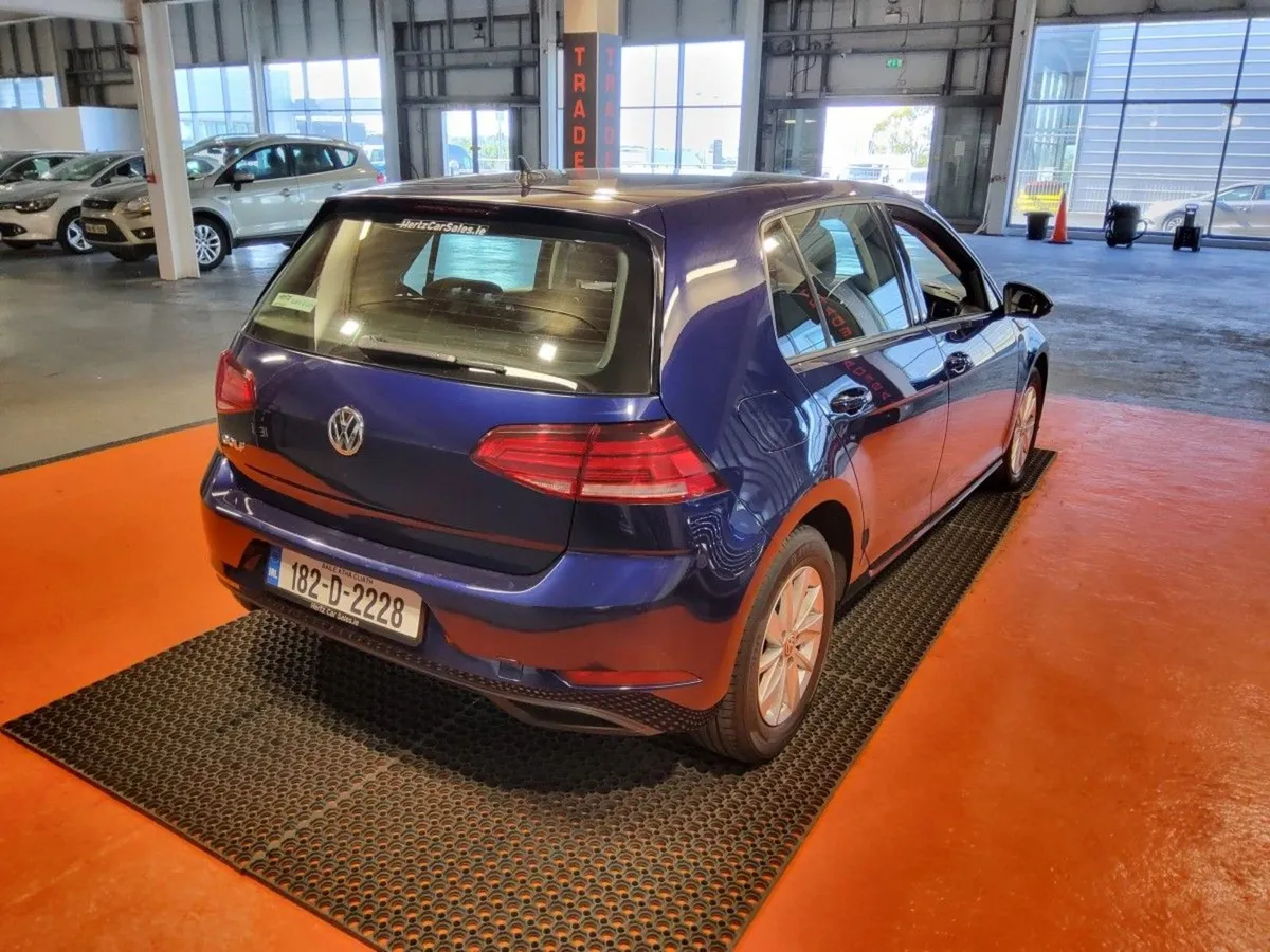 Volkswagen Golf 1.6 TDI 3DR 90hp Trendline - Image 2