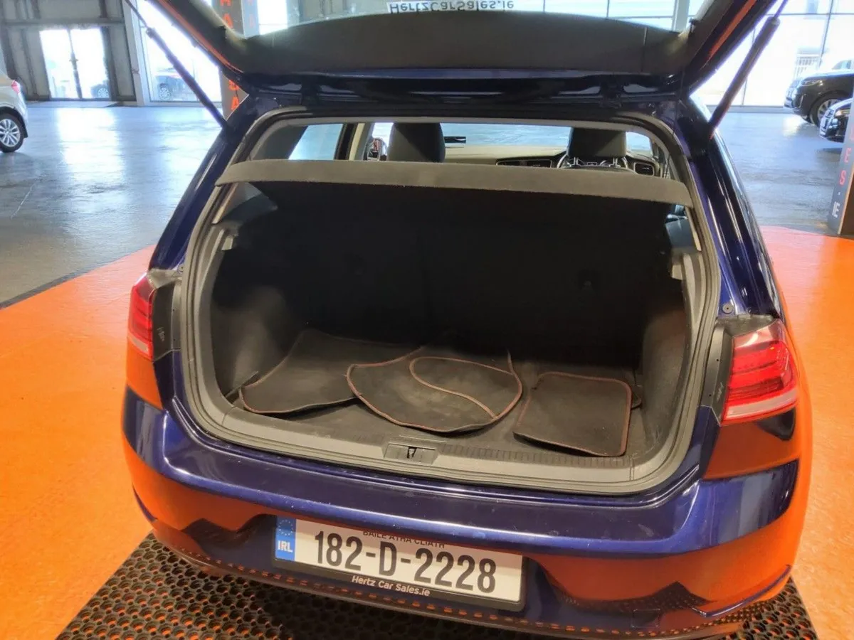 Volkswagen Golf 1.6 TDI 3DR 90hp Trendline - Image 3
