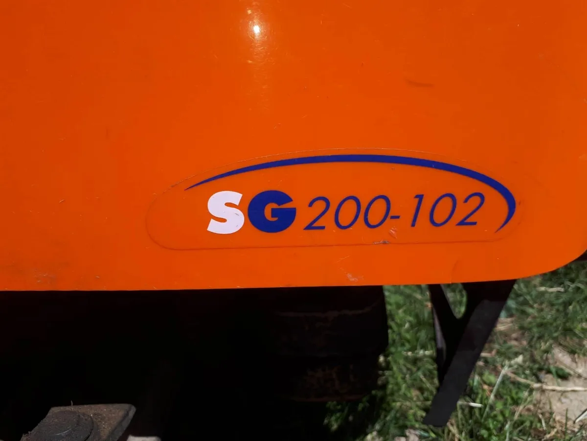 Garden Tractor / ride on mower/ €550 ono. - Image 2