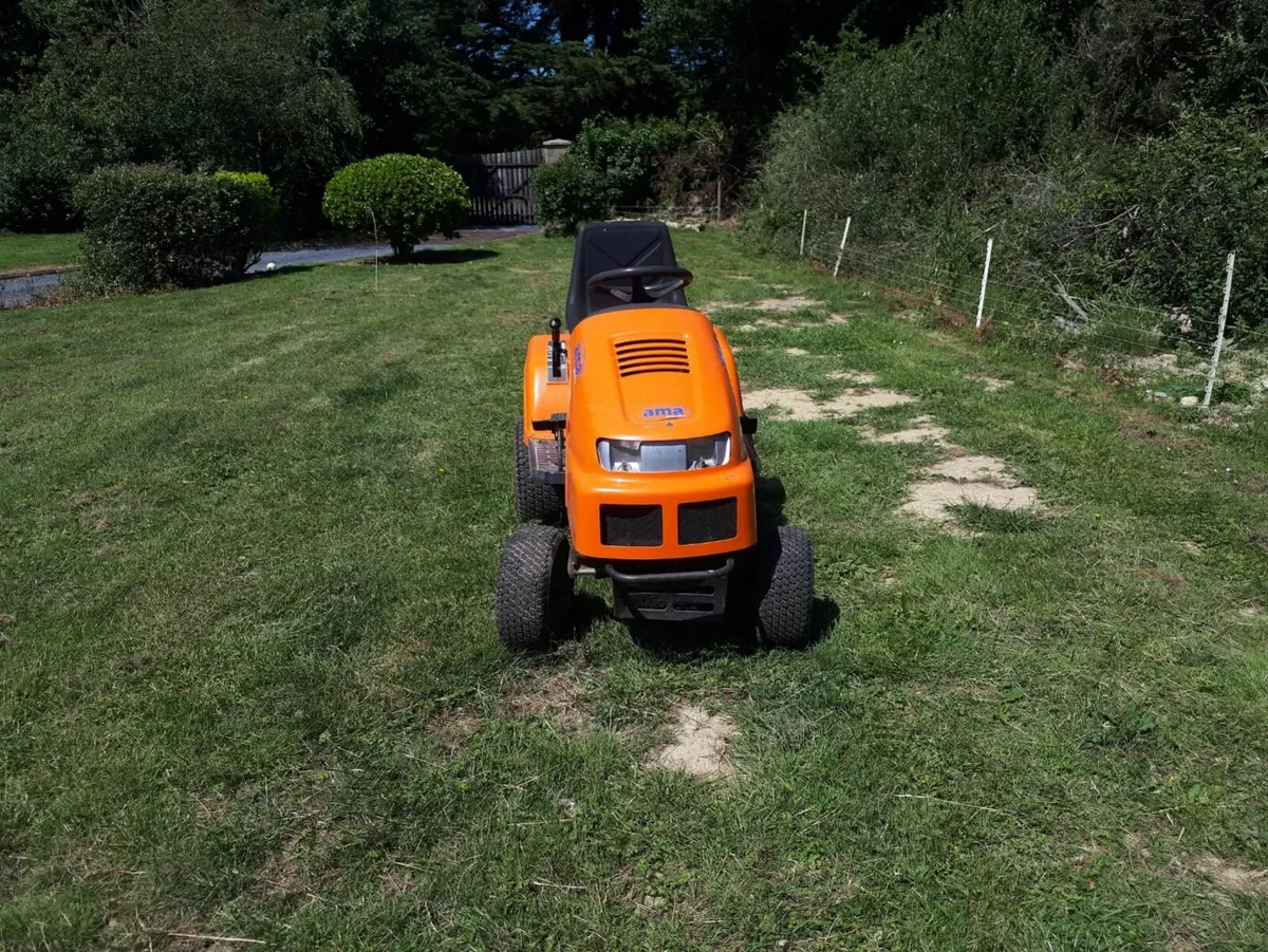 Garden Tractor / ride on mower/ €550 ono. - Image 4