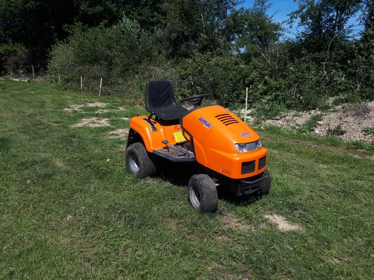 Garden Tractor / ride on mower/ €550 ono. - Image 1