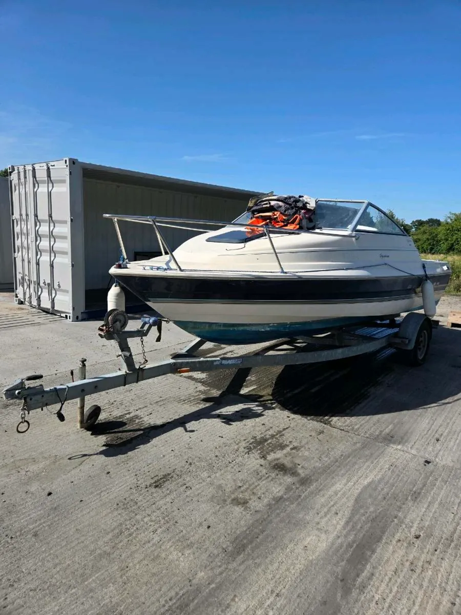 Bayliner Capri - Image 1