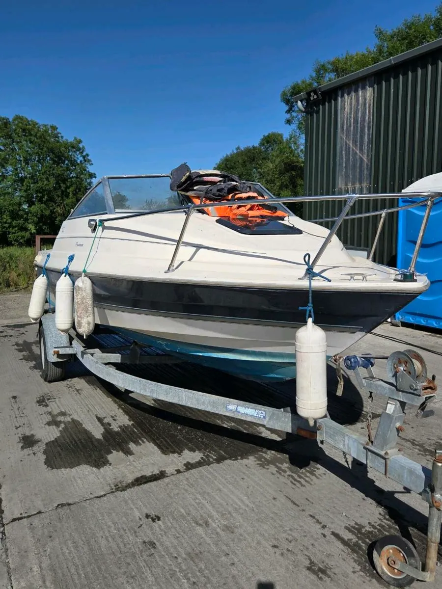 Bayliner Capri - Image 2