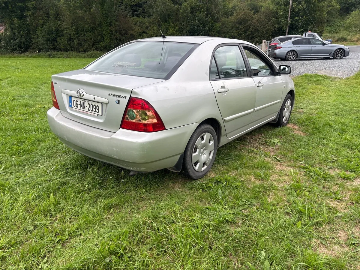 Toyota Corolla - Image 2
