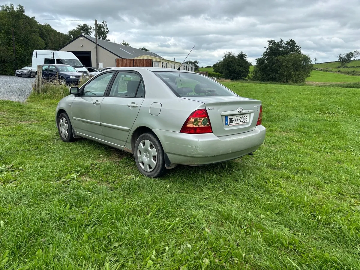 Toyota Corolla - Image 4