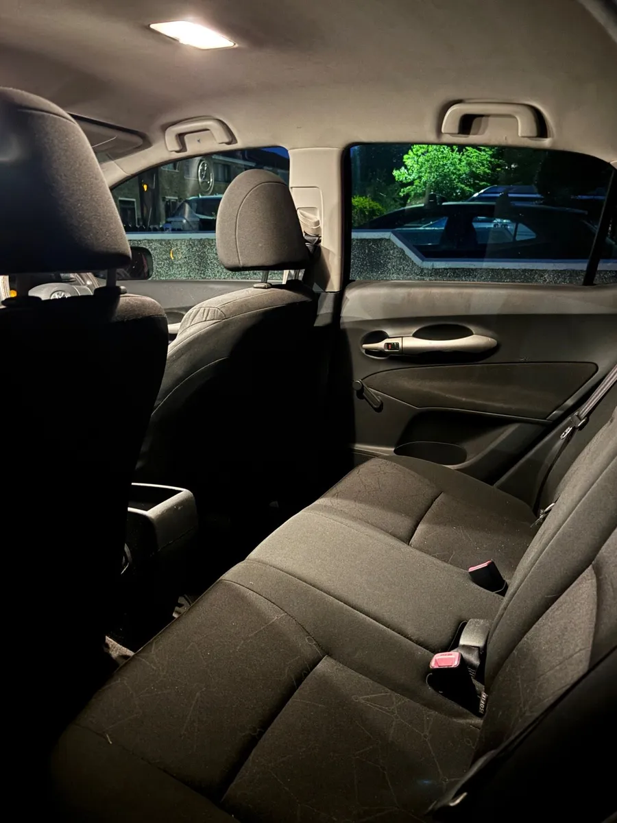 2008 Toyota Auris - Image 3