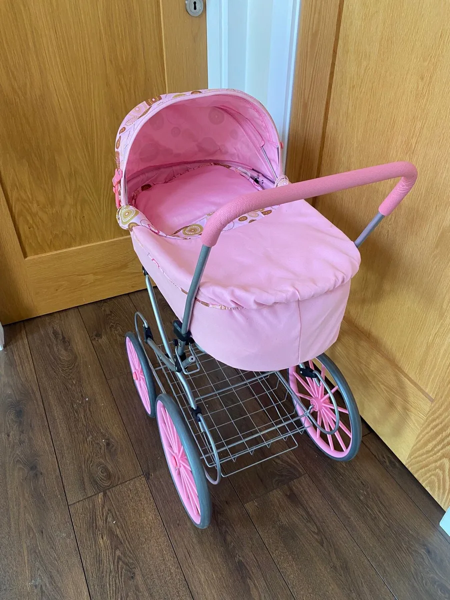 Pink dolls buggy - Image 1