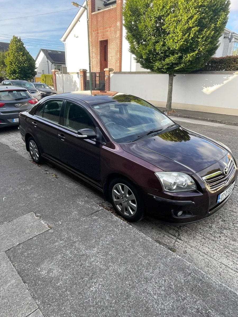 Toyota Avensis - Image 2