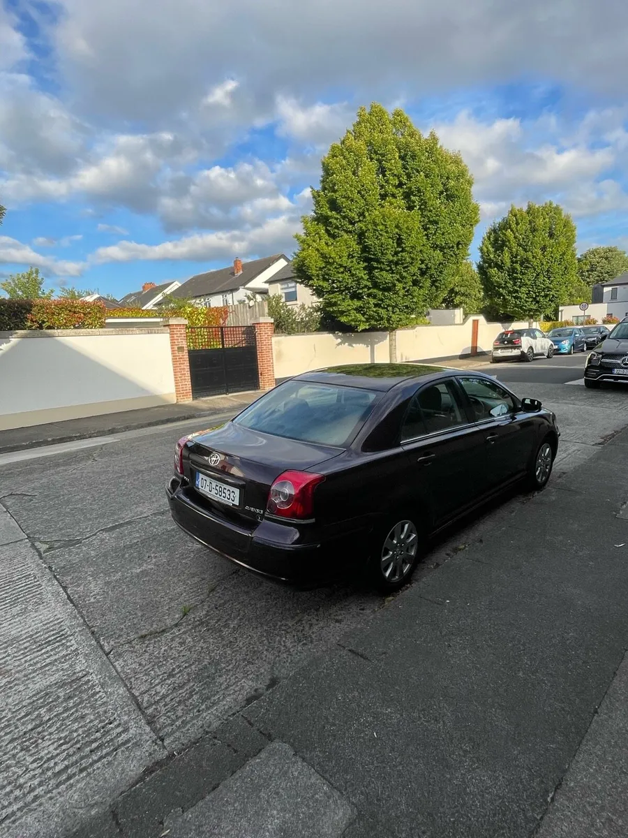 Toyota Avensis - Image 4