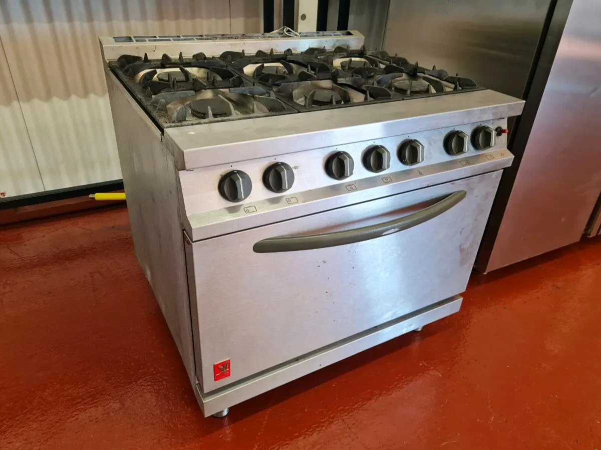 Falcon 6 Ring Cooker lpg 2023 - Image 1