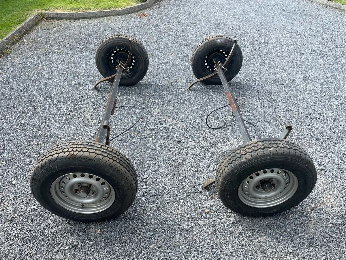 Trailer axels and wheels - Image 3